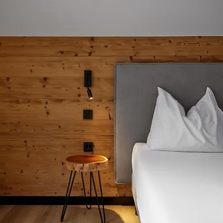 Club Haus - Alpin-resort Montafon Haus 1 By Pferd Auf Wolke