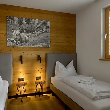 Club Haus - Alpin-resort Montafon Haus 1 By Pferd Auf Wolke *