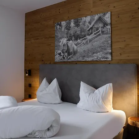 Club Haus - Alpin-resort Montafon Haus 1 By Pferd Auf Wolke Gargellen